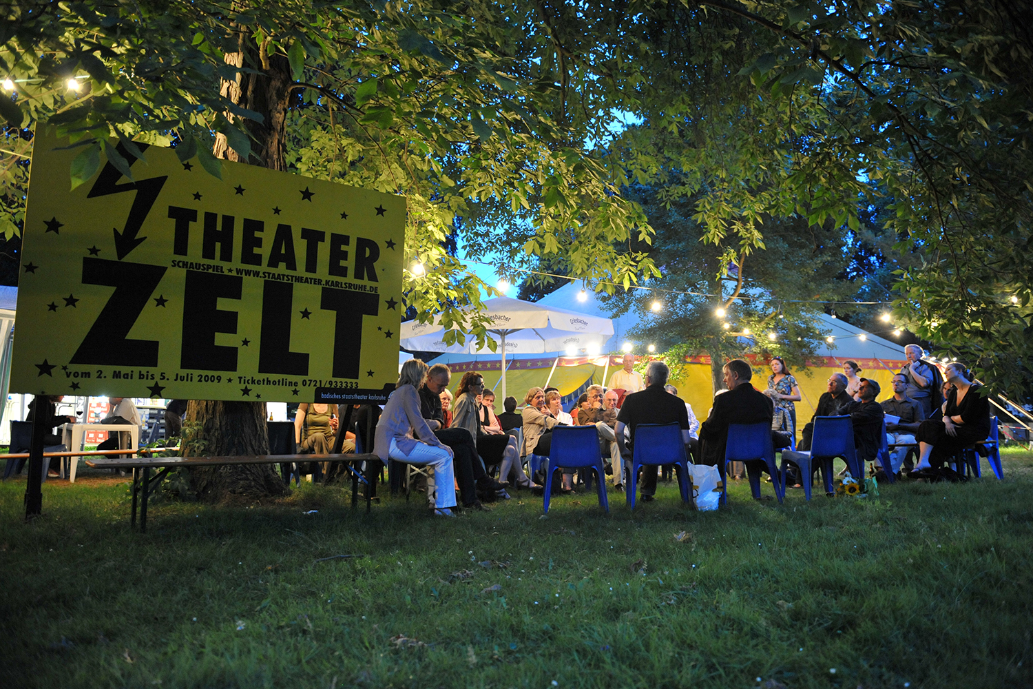 blickwechsel - theaterzelt badisches staatstheater